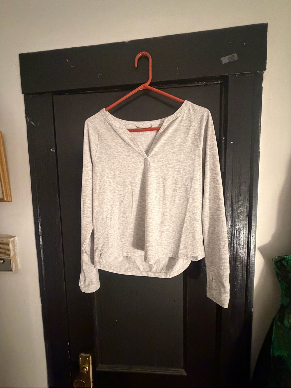 Light Gray Women's Long-Sleeve Knit Top